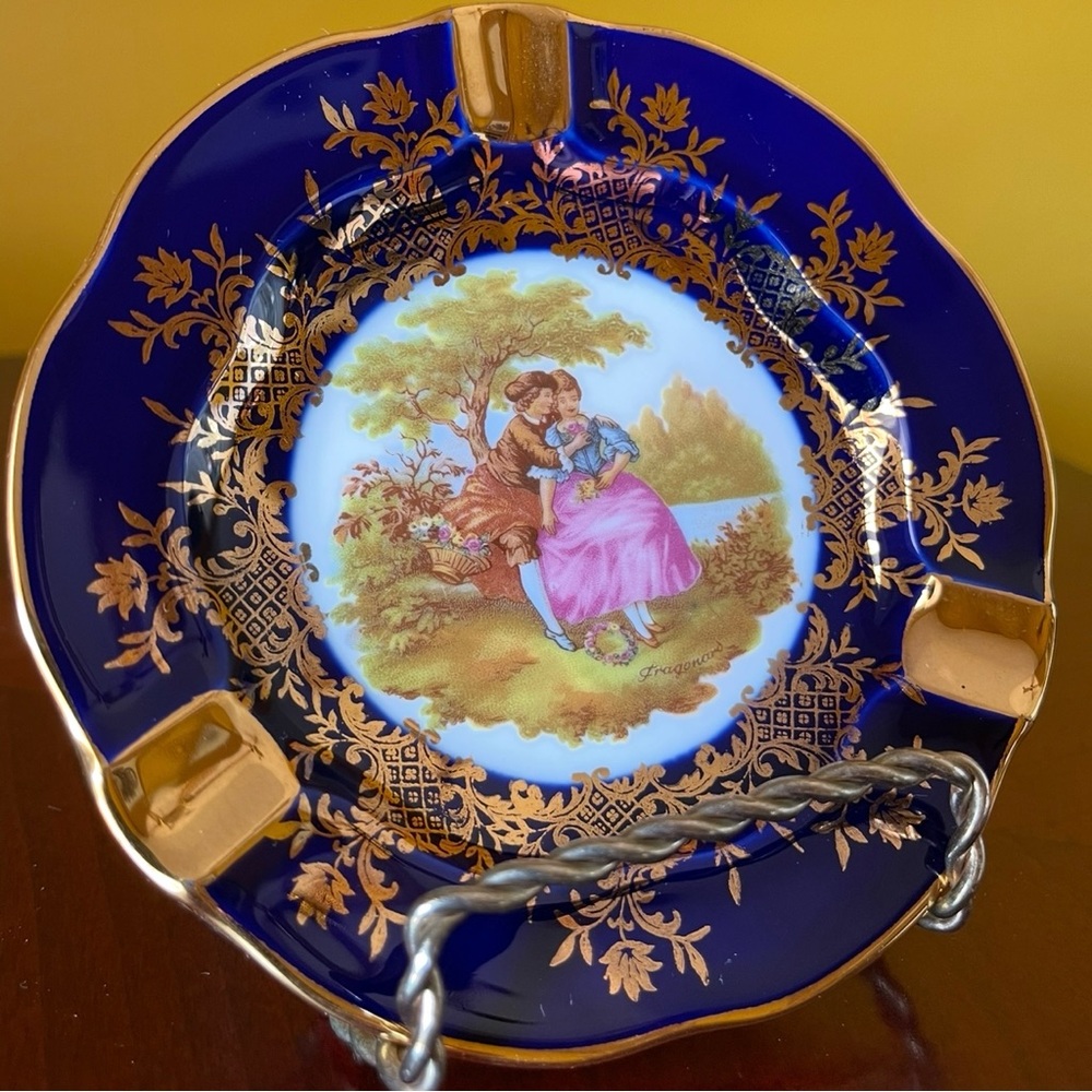 Hand-Painted Cobalt Blue and 22K Gold Limoges France Porcelain Ashtray